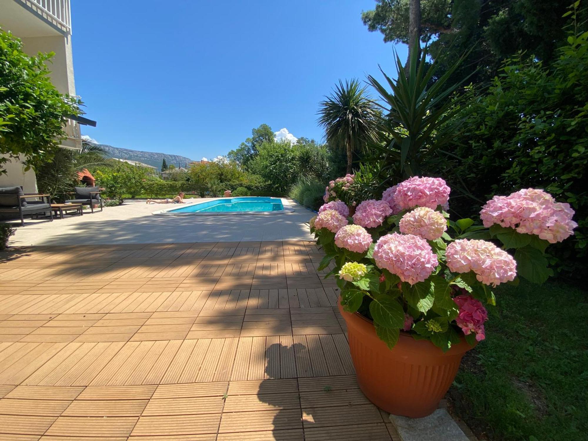 Kaštela Villa Flora מראה חיצוני תמונה
